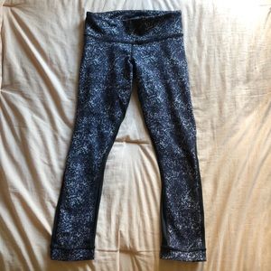 Lululemon cropped leggings
